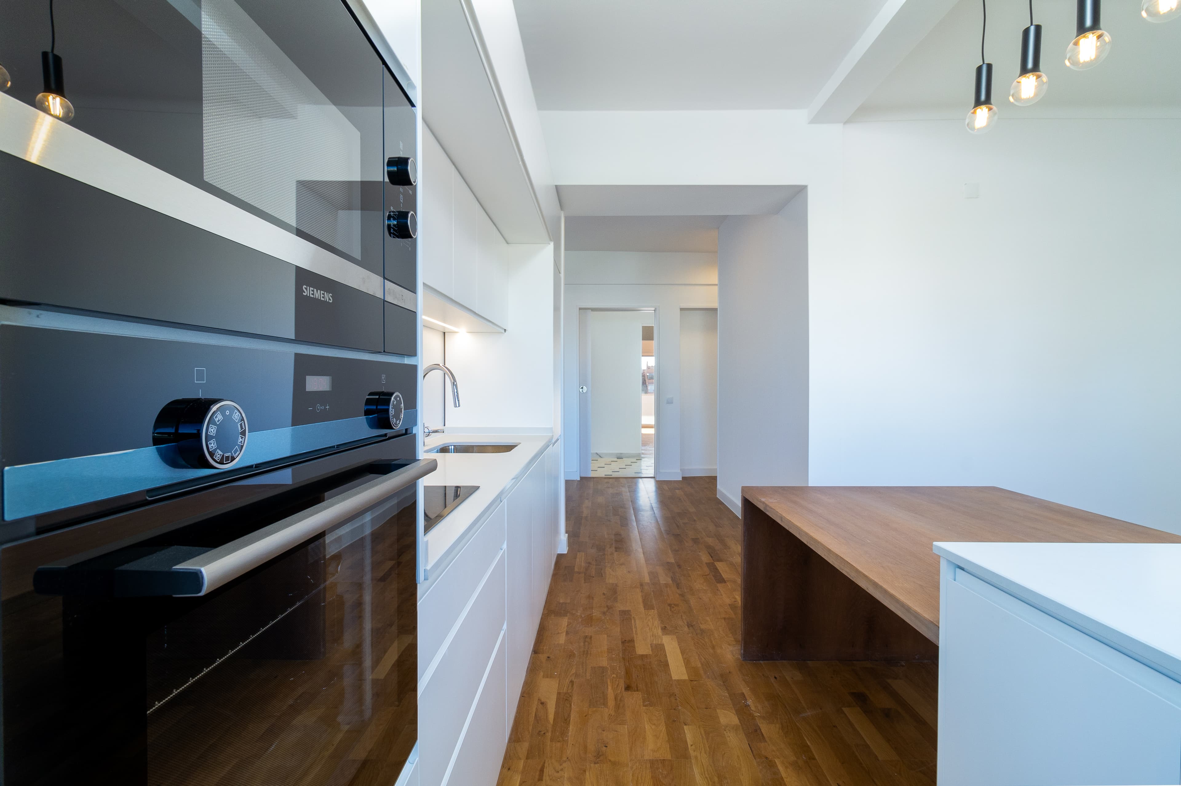 Cozinha remodelada do T4 nas Laranjeiras, São Domingos de Benfica